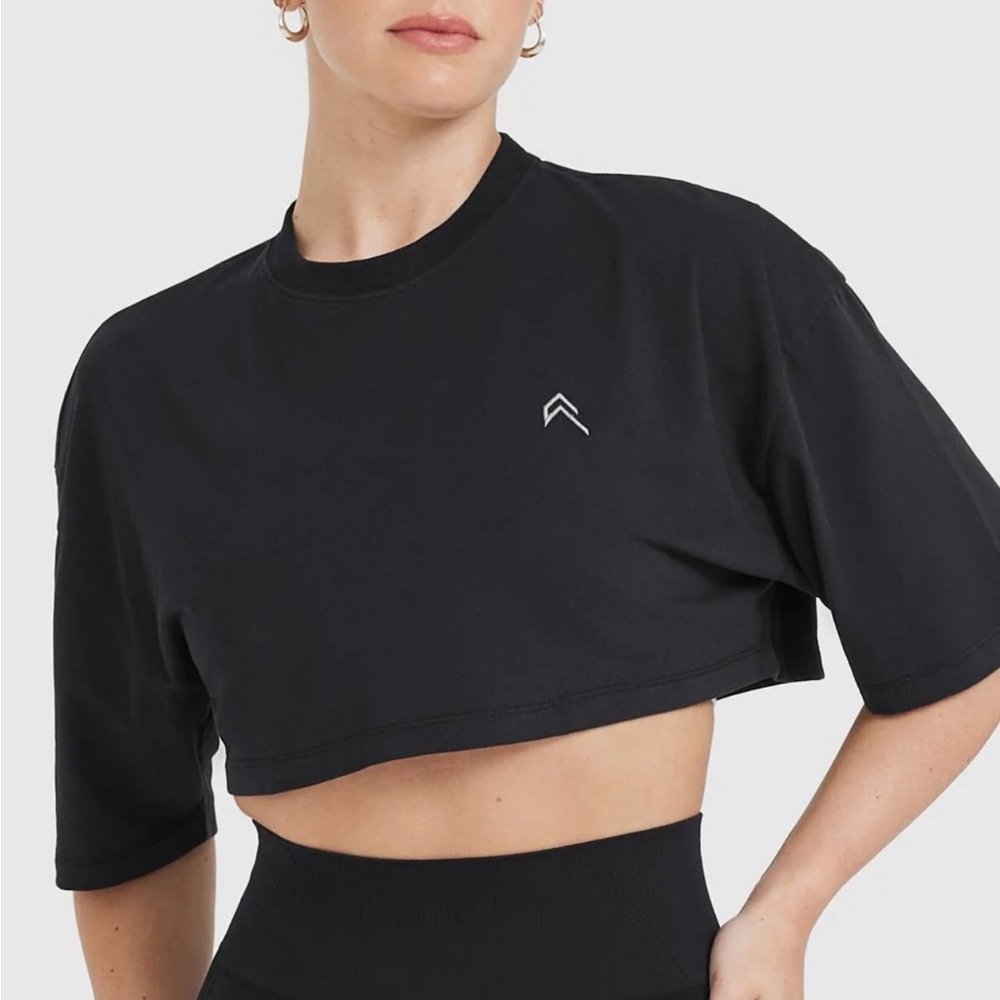 CLASSIC RELAXED CROP LIGHTWEIGHT T-SHIRT